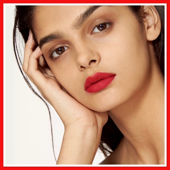 Burberry Liquid Lip Velvet Whipped Lip Cream - Picture 3 of 5